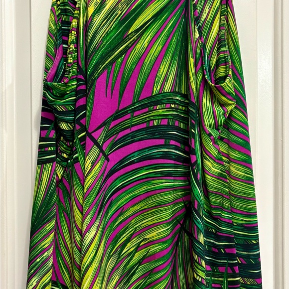 Vibrant Green and Purple Women's Top - Picture 3 of 3